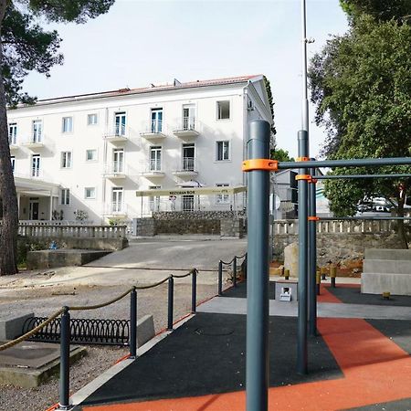 Sesar Apartments Krk - No. 2 Vinko Krk Town Eksteriør billede