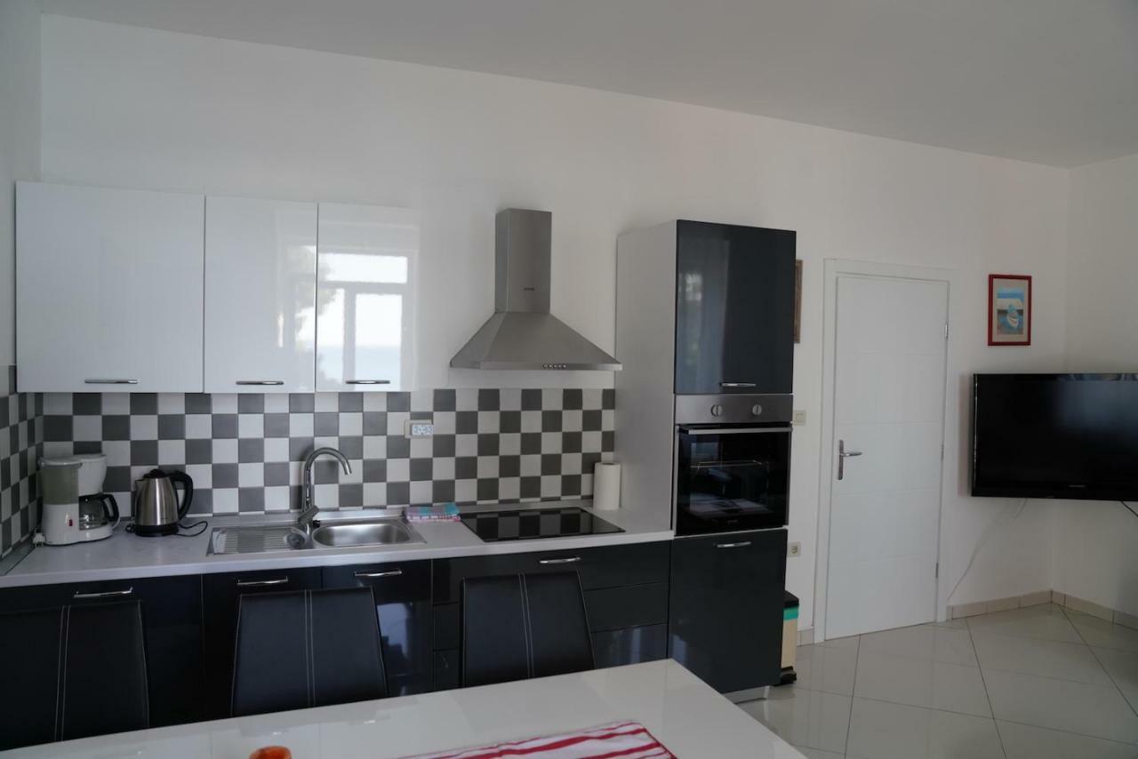 Sesar Apartments Krk - No. 2 Vinko Krk Town Eksteriør billede